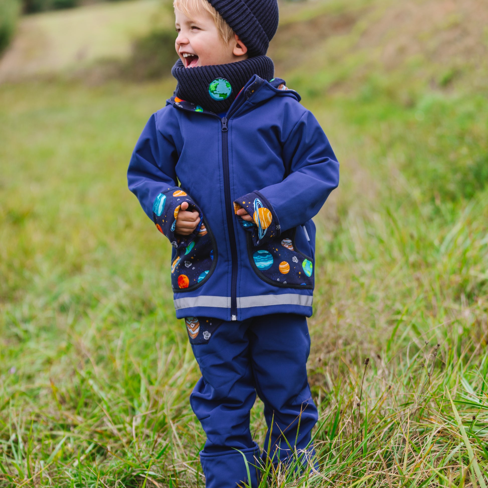 Softshelloutfit im Babauba-Stil Farbe blau