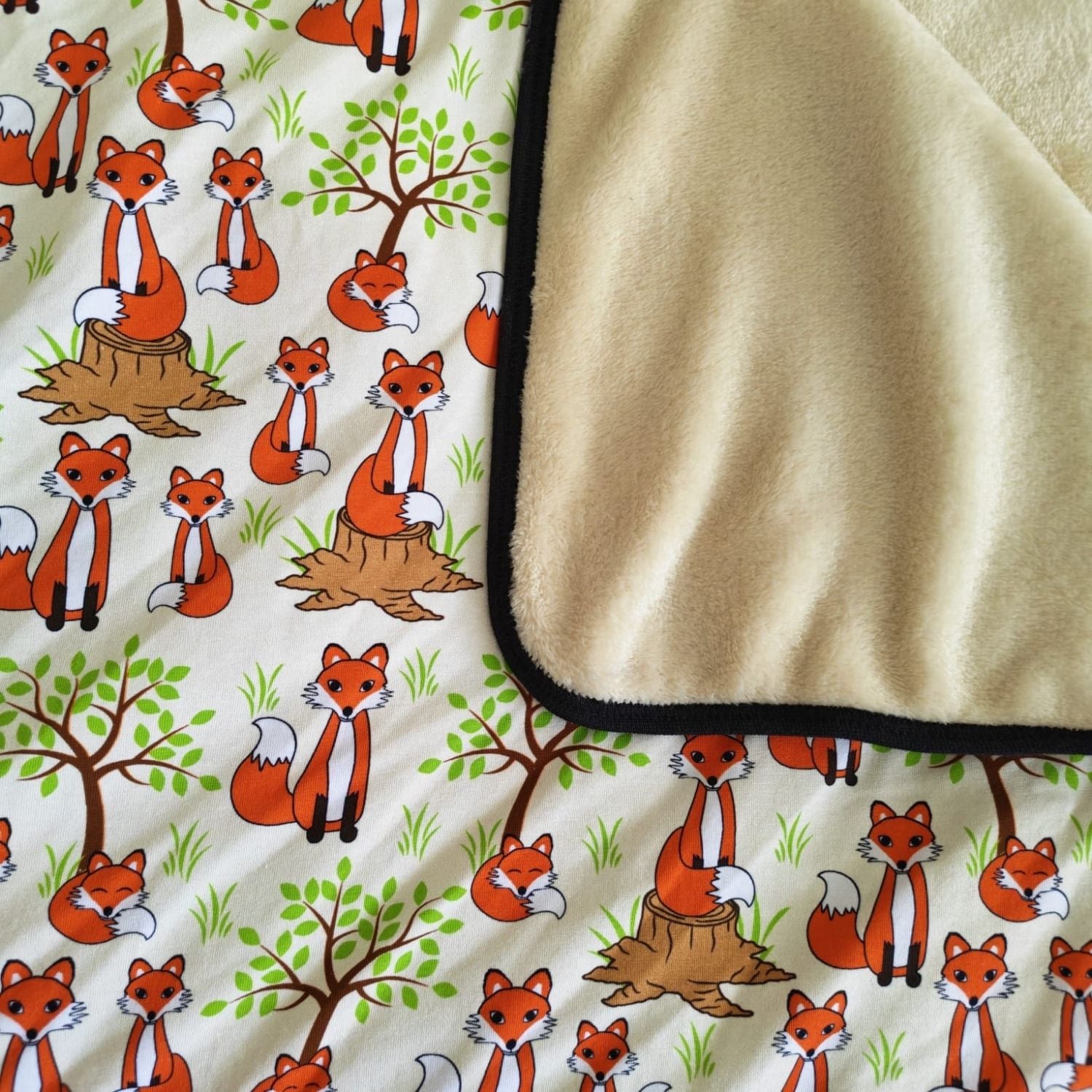 Super XXL cuddly Blanket LittleMonsters