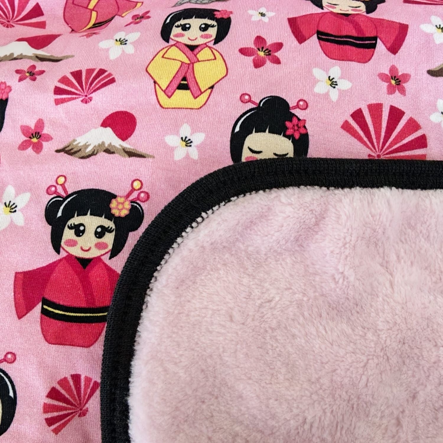 Super XXL cuddly Blanket LittleMonsters