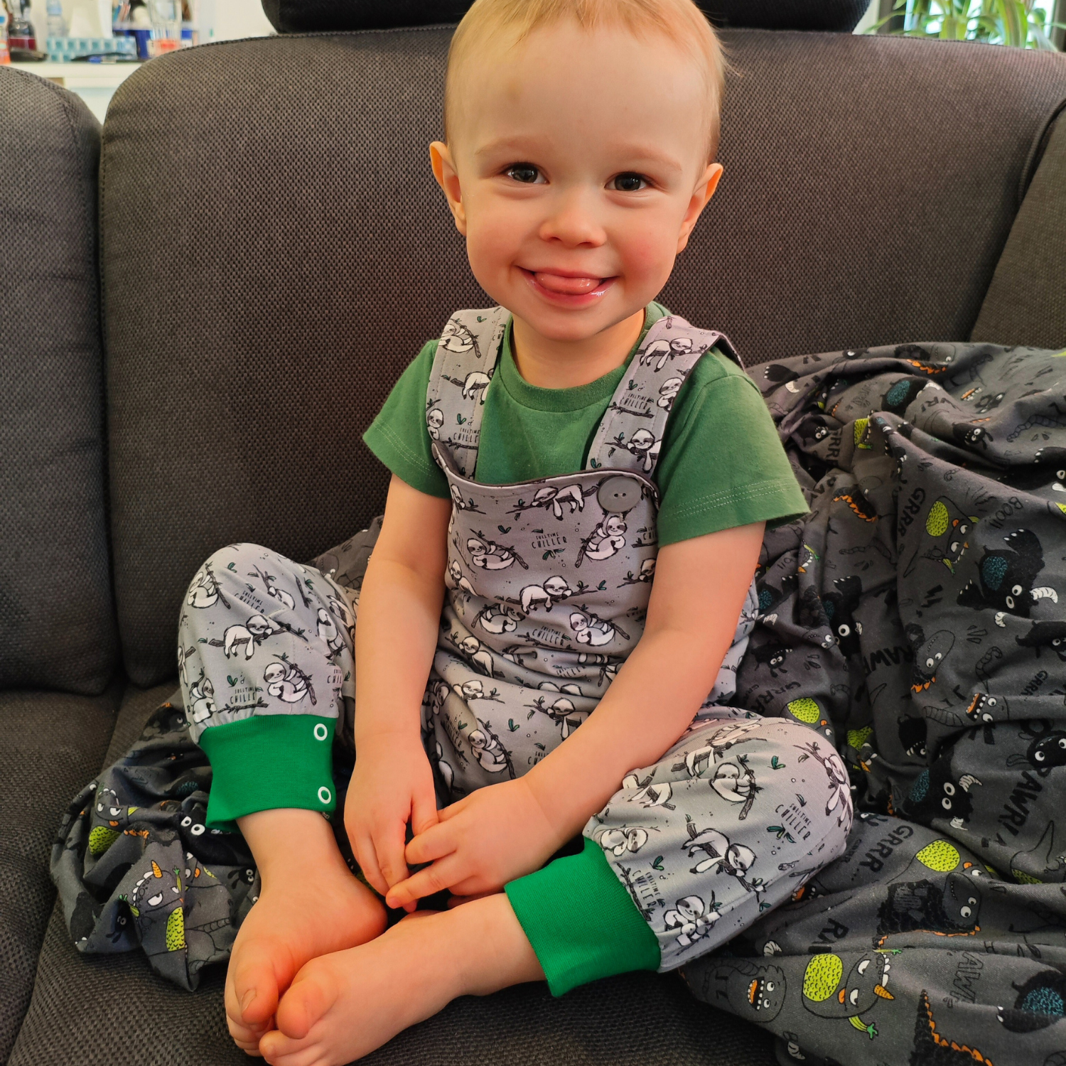 Latzhose Tiny-Fulltimechiller