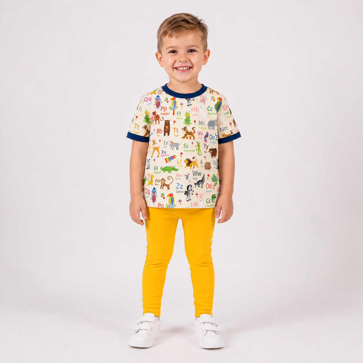 Shopthelook Alphabet Shirt und Leggings